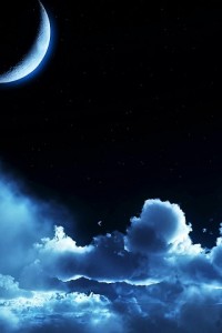mond and clouds