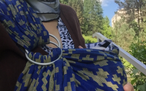 bebe in sling